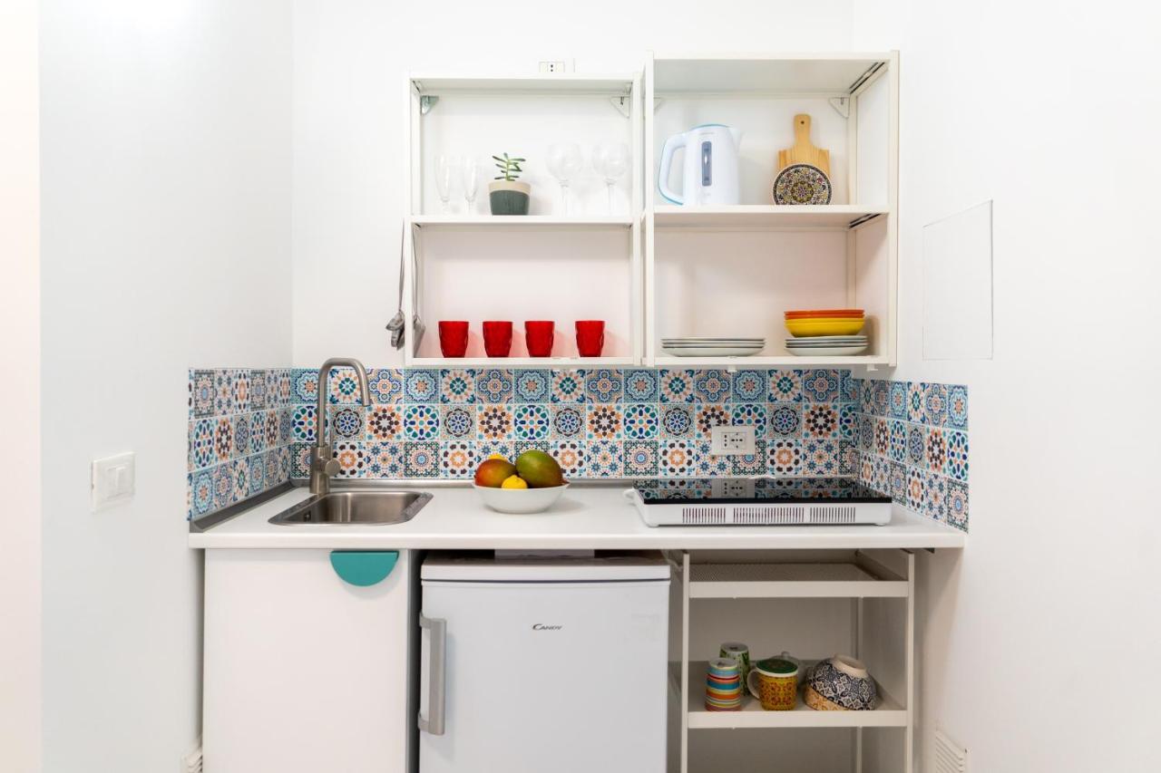 Antico Mercato Di Ortigia Lovely Apartment Сиракуза Екстериор снимка
